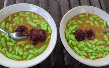 Es cendol tape beras merah minuman tradisional Indonesia