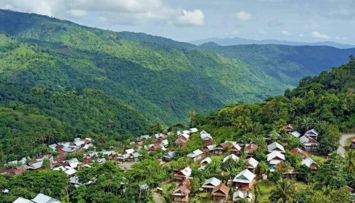 Pesona Desa Sambori Lambitu Bima Negeri di Atas Awan