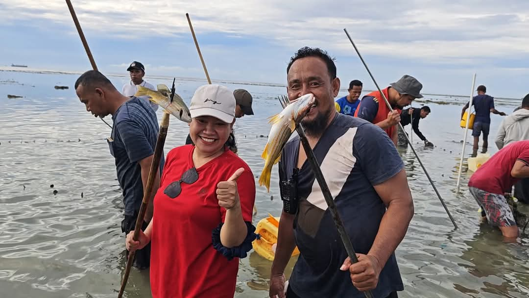 Festival Pindoko, Tradisi Tombak Ikan di Desa Wasuemba