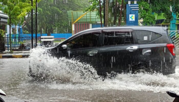 Waspada Cuaca Ekstrem Mengintai Malam Pergantian Tahun di Sulsel