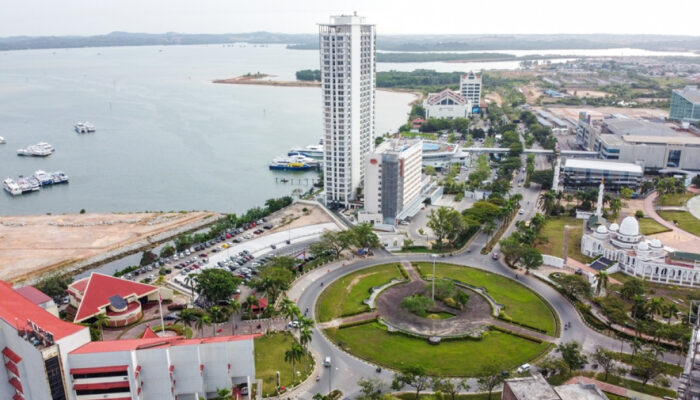 Daftar 10 Kota di Indonesia dengan Pendapatan Tertinggi