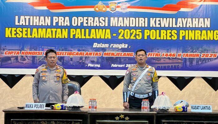 Polres Pinrang menggelar Apel Pasukan Operasi Keselamatan Pallawa 2025