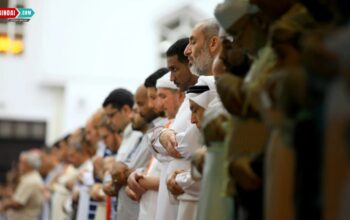 Sholat Tarawih adalah salah satu ibadah sunnah yang sangat dianjurkan bagi umat Islam selama bulan Ramadhan