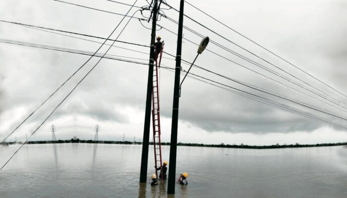 Hadapi Cuaca Ekstrem, PLN Siagakan 71 Posko Kelistrikan dan 2.278 Personil