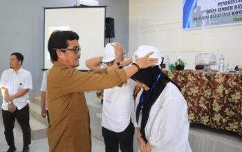 Sekda Pinrang A. Calo Kerrang buka pembekalan & uji sertifikasi tenaga konstruksi, tekankan kualitas pembangunan jangka panjang. - angindai.com