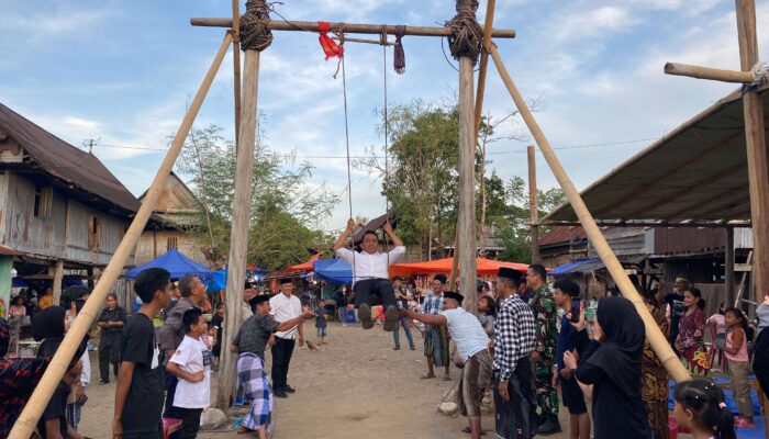 Syaharuddin Alrif hadiri Tradisi Mappadendang di Desa Buae Sidrap