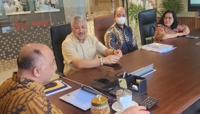 Didampingi Kadinkes Bupati Pinrang Kunjungan ke Kemenkes Bahas DAK 2026