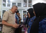 Bupati Pinrang Serahkan SK CPNS dan PPPK, Tekankan Pentingnya Pelayanan Publik Berintegritas