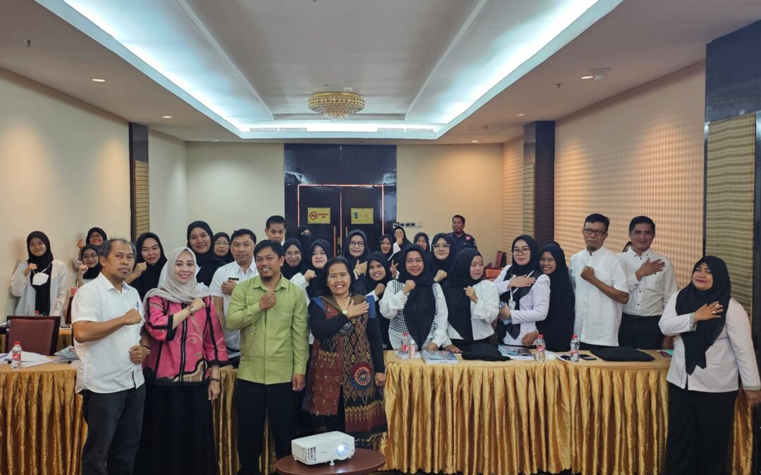 Dinas Kesehatan Pinrang menggelar pelatihan intensif bagi dokter, perawat, dan bidan dari 18 Puskesmas untuk meningkatkan layanan responsif korban kekerasan terhadap perempuan dan anak - angindai.com