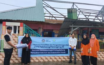 Yayasan Wahana Penelitian dan Pengembangan Daerah, mitra Program Makan Bergizi Gratis (MBG), menyerahkan bantuan perbaikan sekolah dan kebutuhan pokok bagi korban bencana di Pinrang, Sulawesi Selatan. Aksi ini menanggapi imbauan Badan Gizi Nasional.
